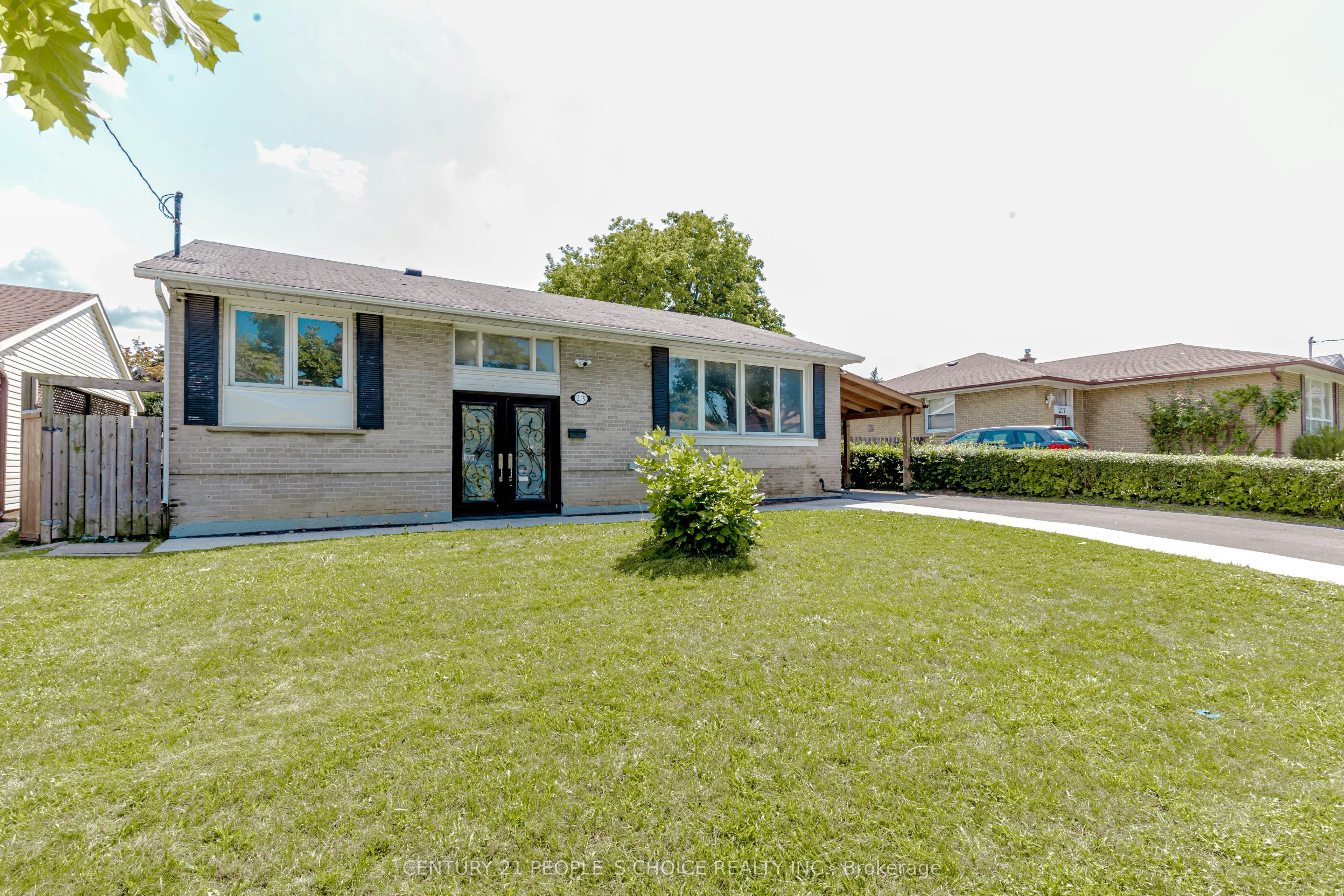 215 Jeffcoat Drive, Toronto, ON, M9W 3E2 - 3