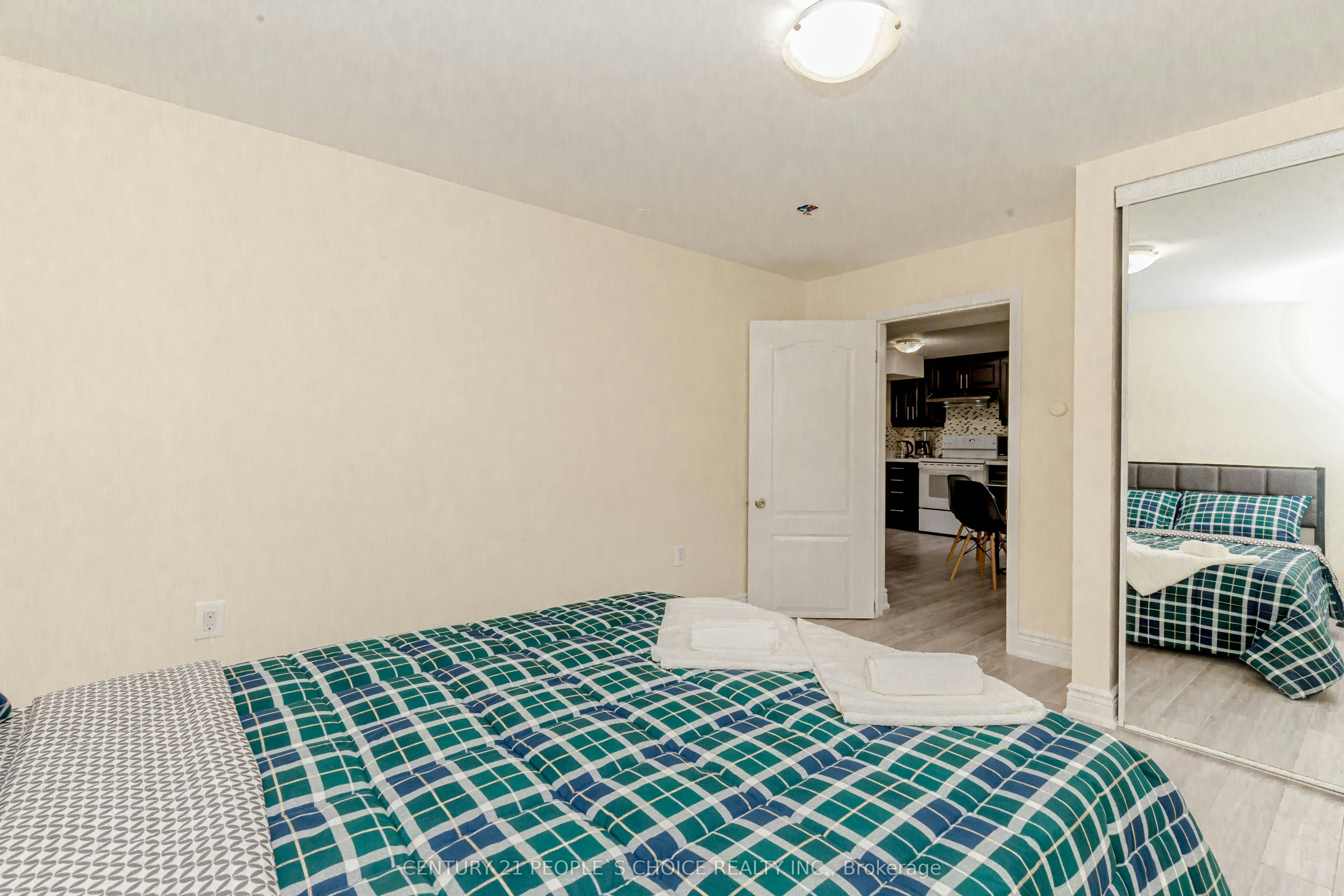 215 Jeffcoat Drive, Toronto, ON, M9W 3E2 - 28