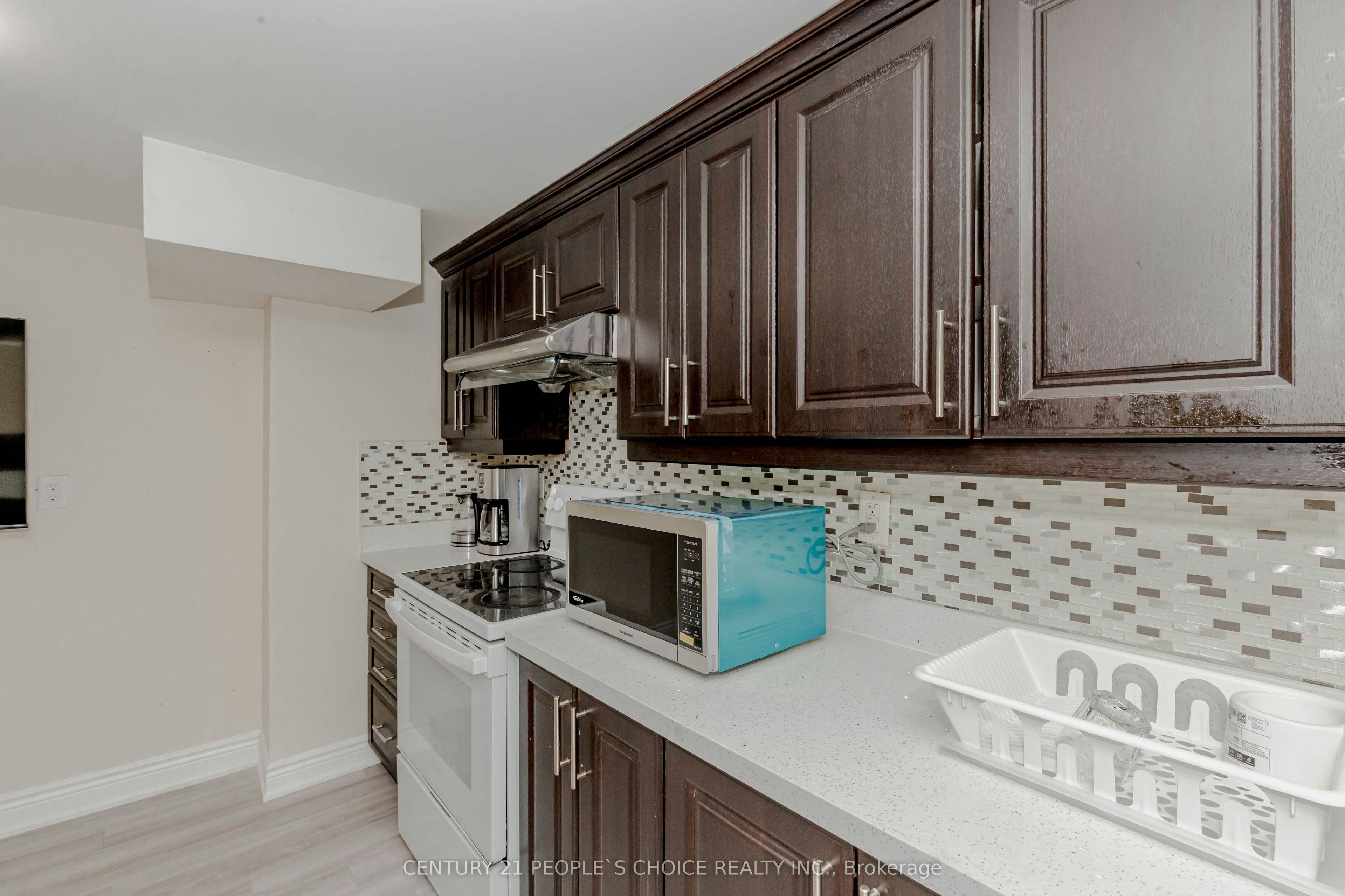 215 Jeffcoat Drive, Toronto, ON, M9W 3E2 - 22