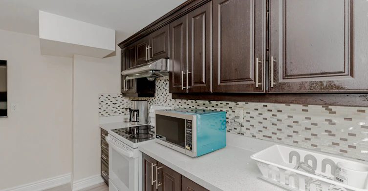 215 Jeffcoat Drive, Toronto, ON, M9W 3E2 - 22