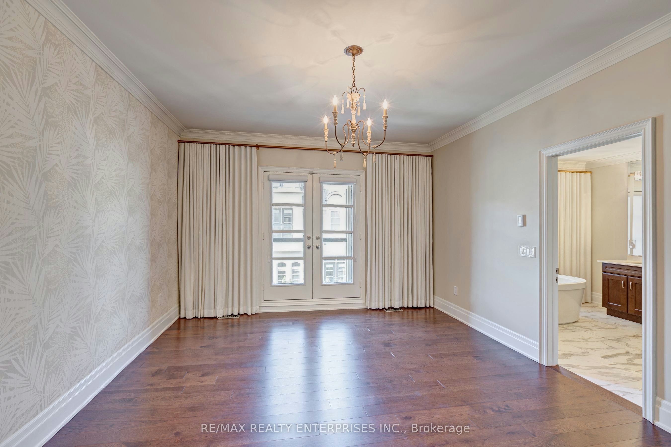 287 Rebecca Street, Oakville, ON, L6K 0G9 - 12