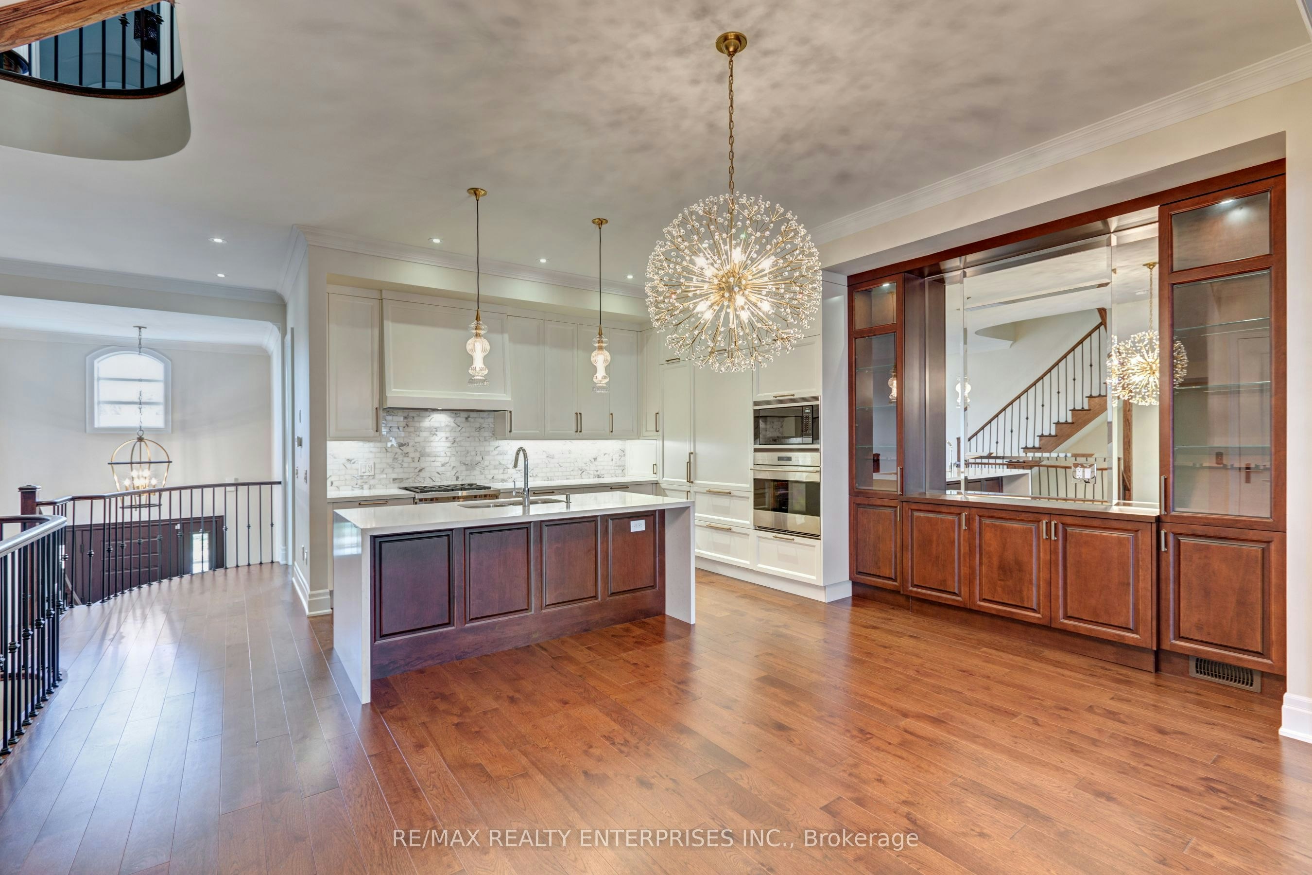 287 Rebecca Street, Oakville, ON, L6K 0G9 - 6
