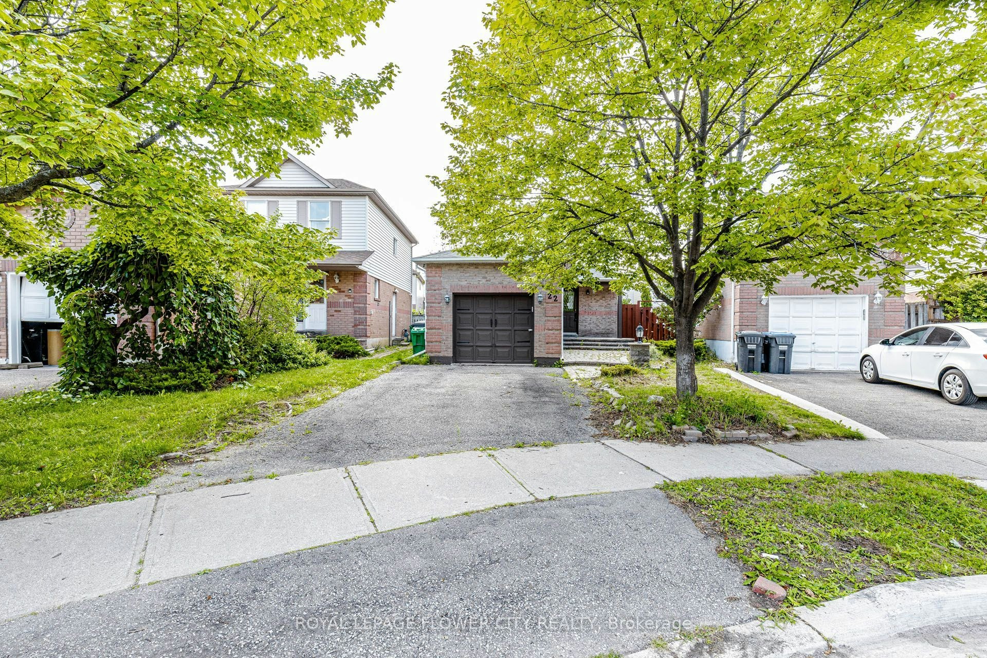 22 Wallingford Court, Brampton, ON, L6Y 4V7