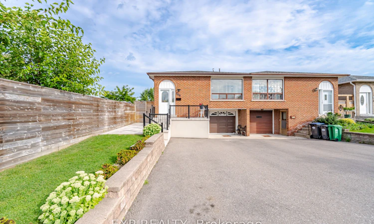 106 Hanson Road