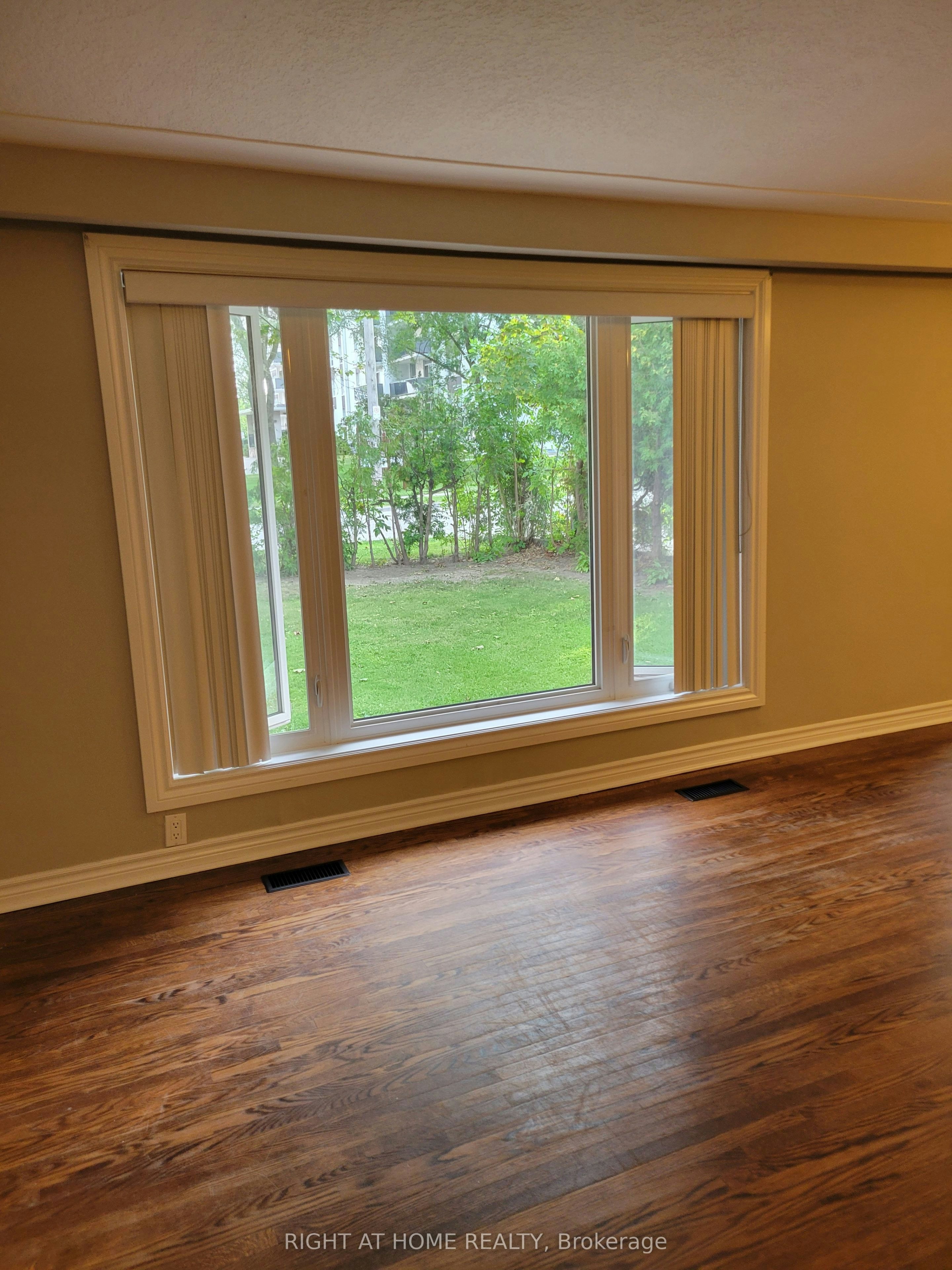 2575 Argyle Road, Mississauga, ON, L5B 1V4 - 7