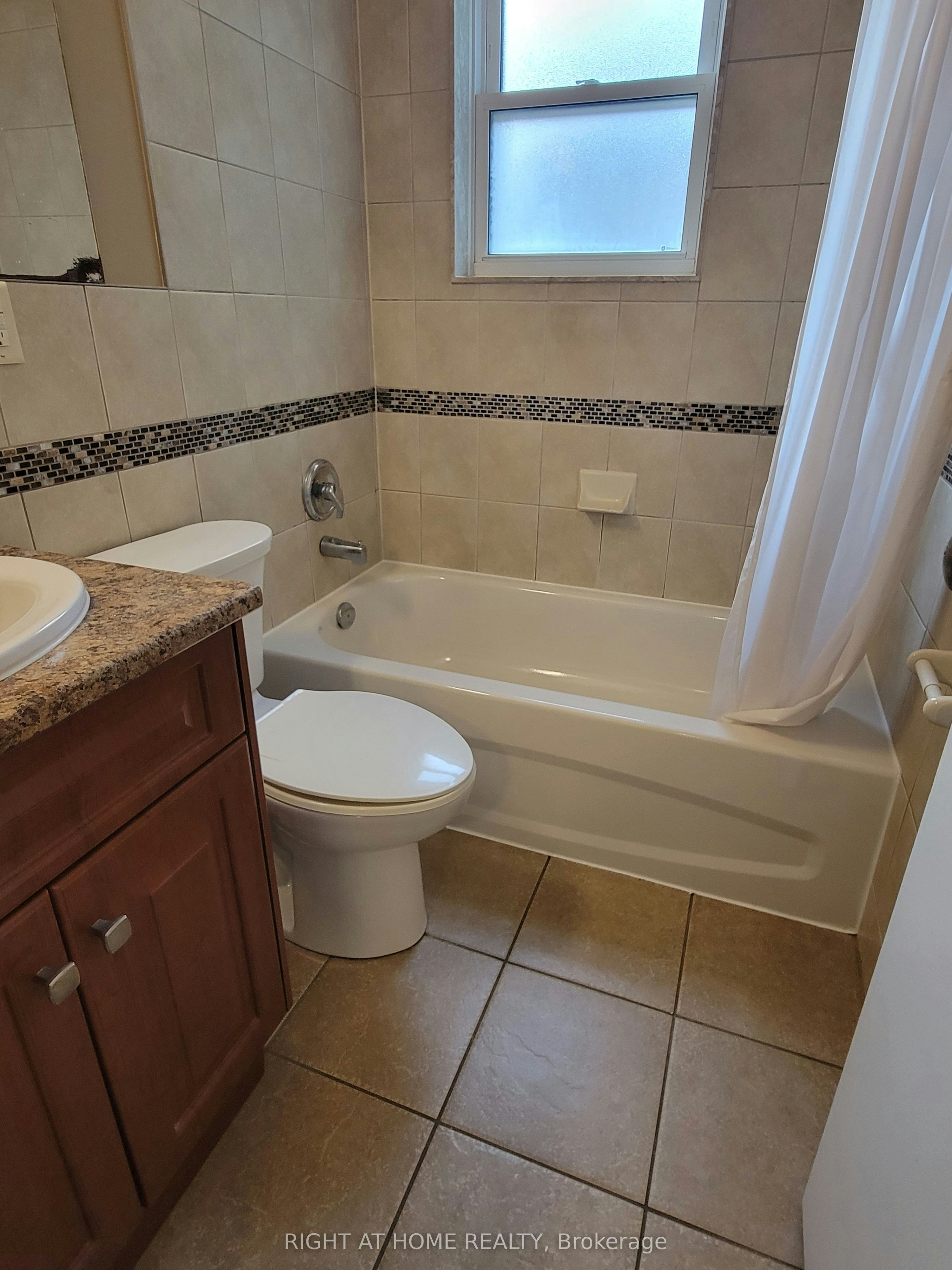 2575 Argyle Road, Mississauga, ON, L5B 1V4 - 9