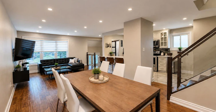 2508 Cobbinshaw Circle, Mississauga, ON, L5N 2G3 - 4