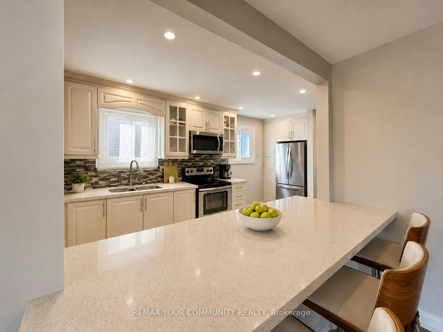 2508 Cobbinshaw Circle, Mississauga, ON, L5N 2G3 - 3