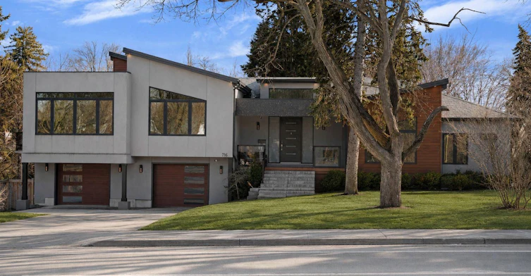 716 North Shore Boulevard E, Burlington, ON, L7T 1X6