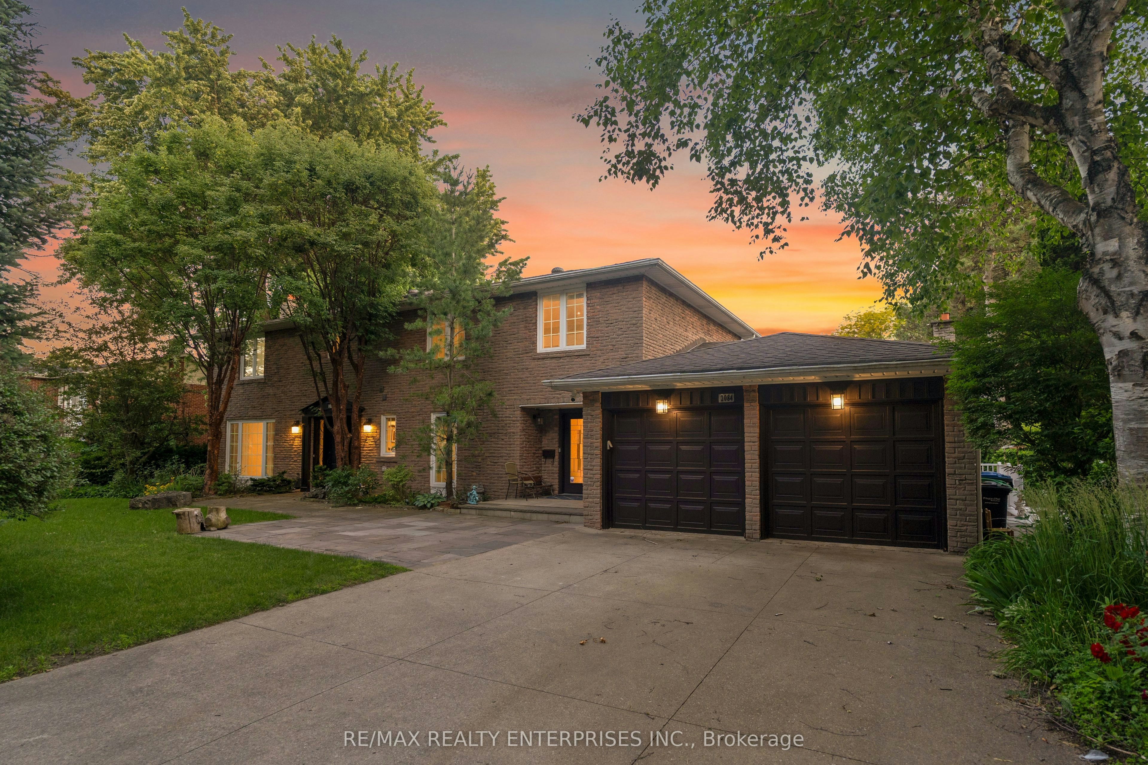 2084 Obeck Crescent, Mississauga, ON, L5H 3L7