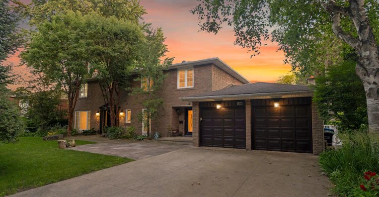 2084 Obeck Crescent, Mississauga, ON, L5H 3L7
