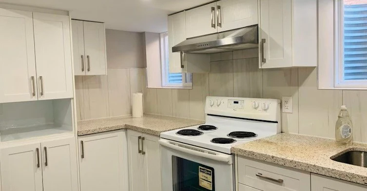 3336 Stoney Crescent, Mississauga, ON, L5M 0N6 - 8
