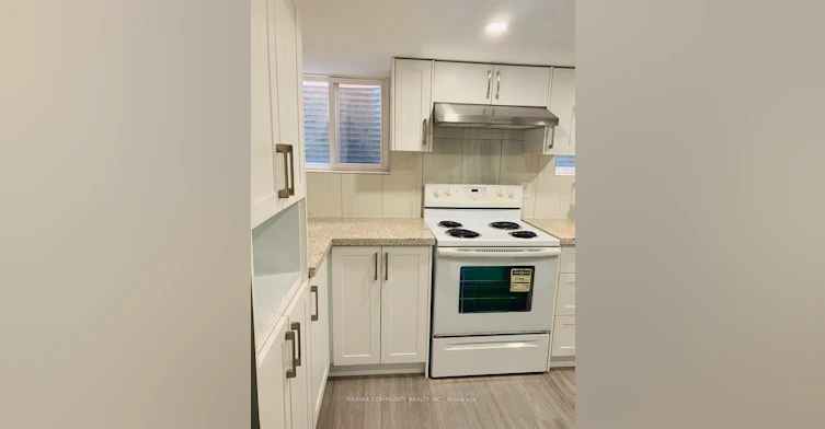 3336 Stoney Crescent, Mississauga, ON, L5M 0N6 - 9