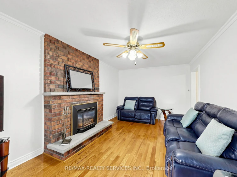 25 Malcolm Crescent, Brampton, ON, L6S 3C7 - 9