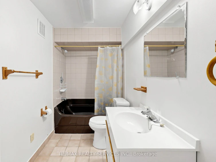 25 Malcolm Crescent, Brampton, ON, L6S 3C7 - 41