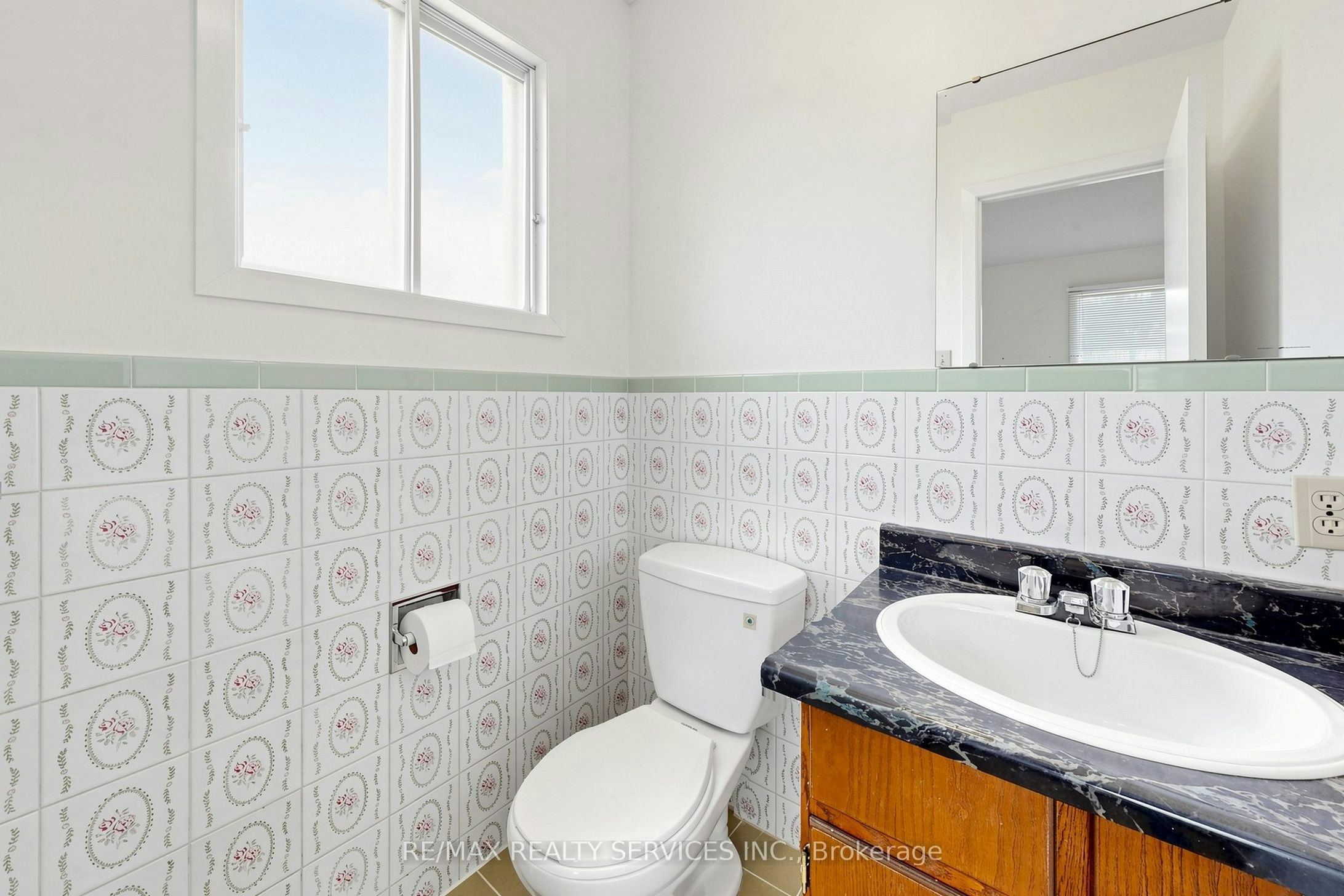 25 Malcolm Crescent, Brampton, ON, L6S 3C7 - 31