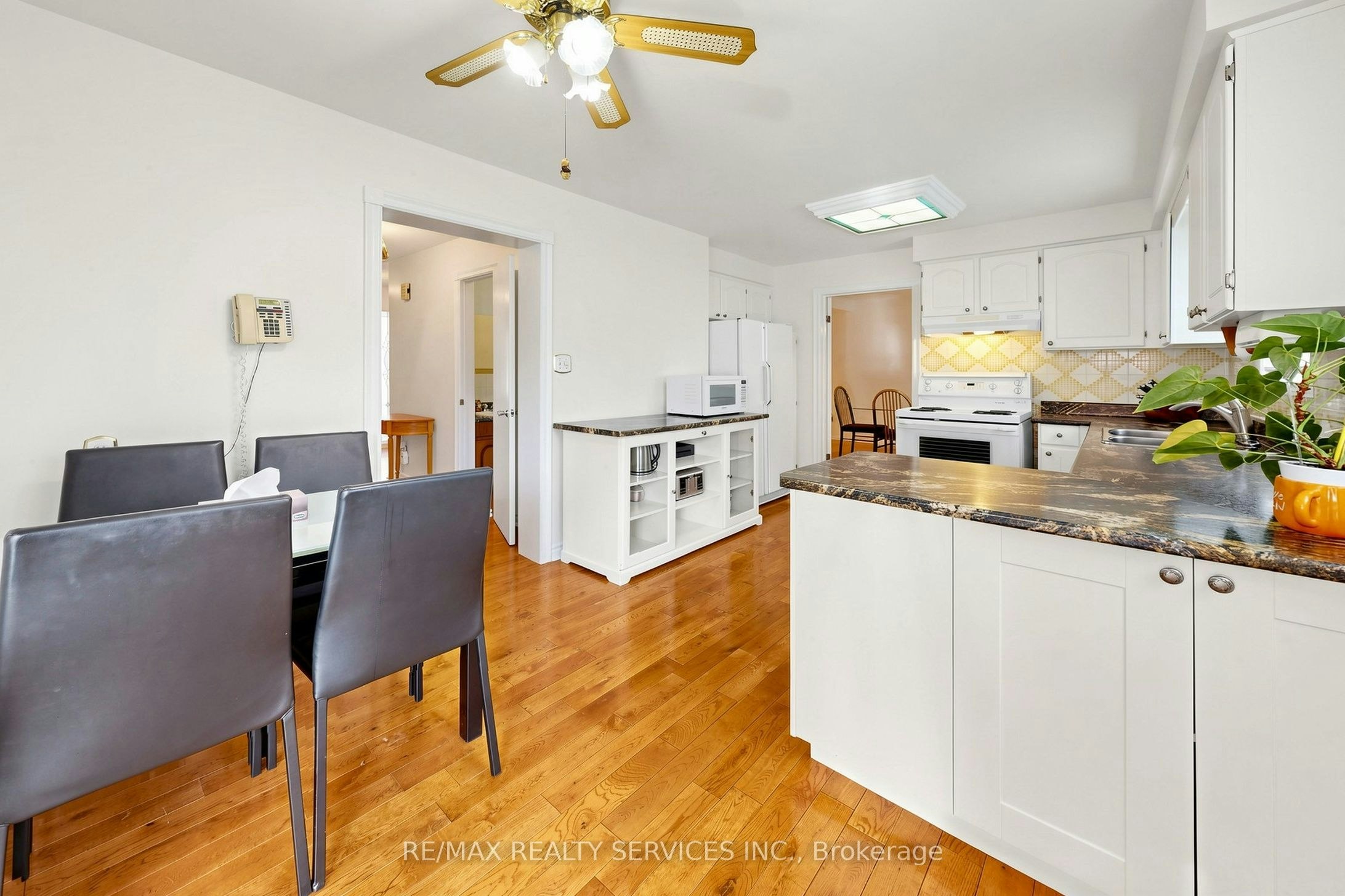 25 Malcolm Crescent, Brampton, ON, L6S 3C7 - 22
