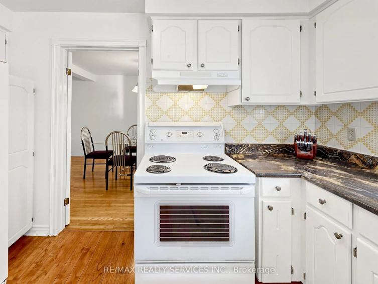 25 Malcolm Crescent, Brampton, ON, L6S 3C7 - 21