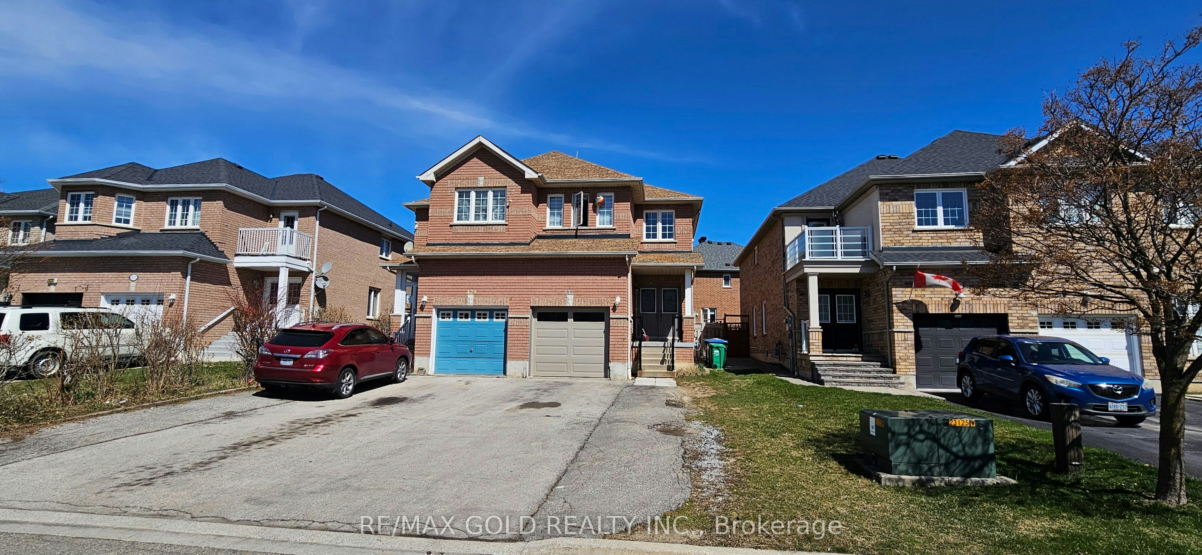 Upper-431 Krotone Crescent, Mississauga, ON, L5W 1T8 - 2