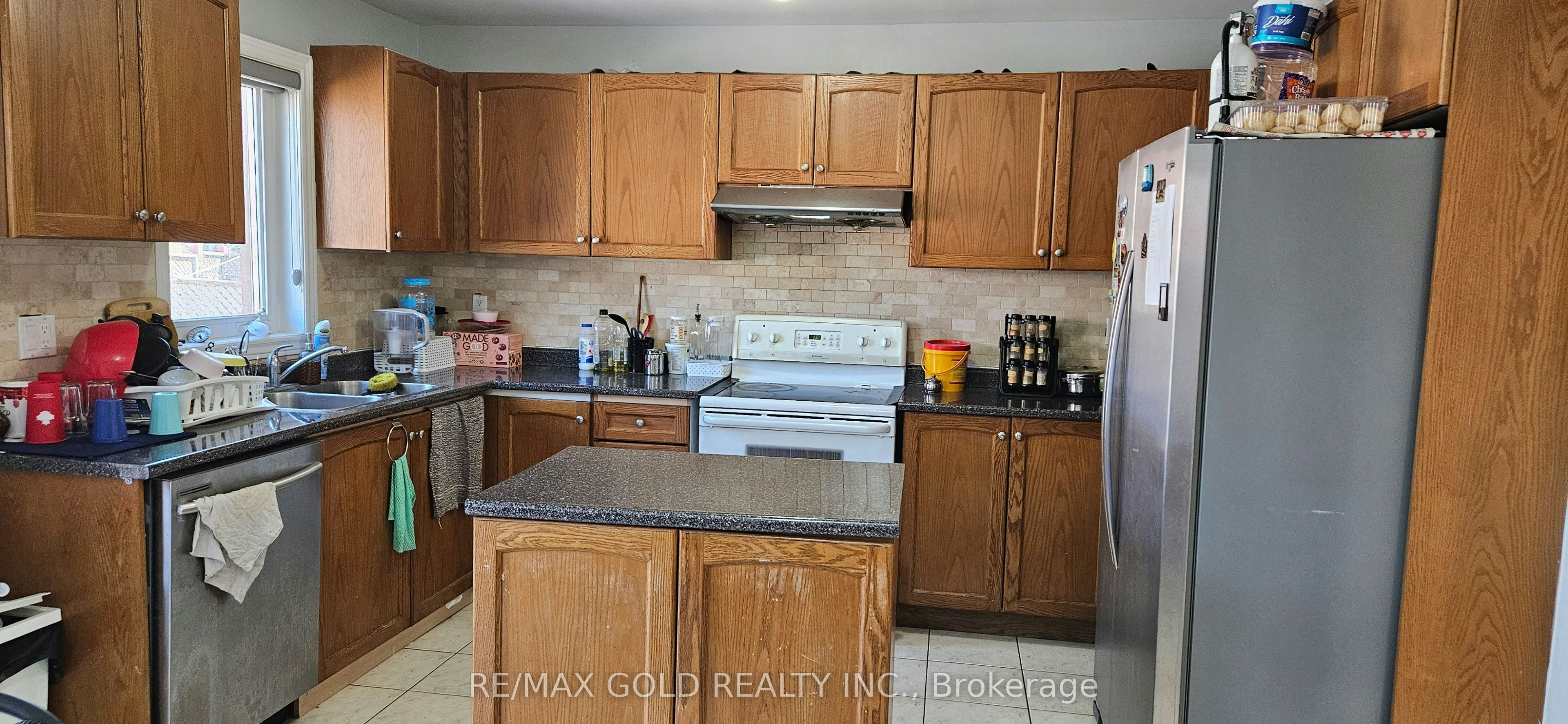 Upper-431 Krotone Crescent, Mississauga, ON, L5W 1T8 - 4
