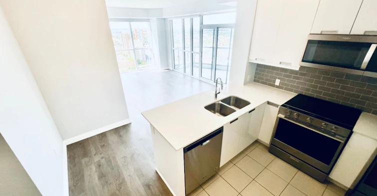 2318-35 Watergarden Drive, Mississauga, ON, L5R 0G8