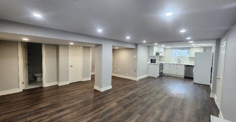 2042 Constance Drive, Oakville, ON, L6J 2V5 - 2