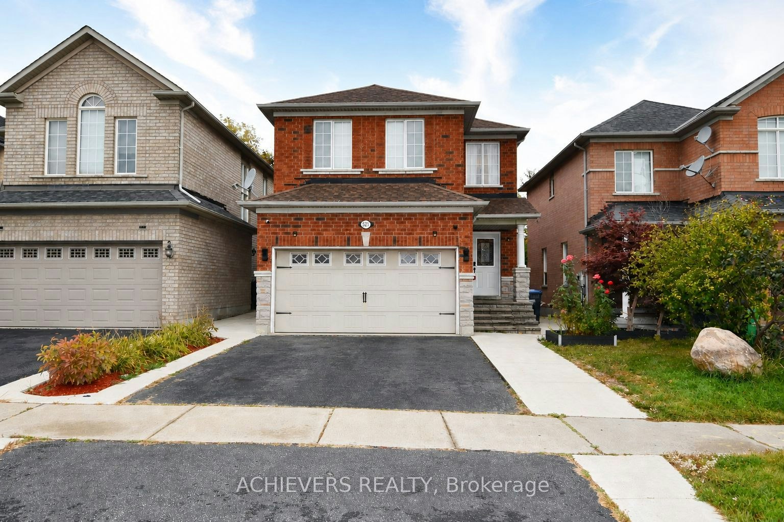 521 Navigator Drive, Mississauga, ON, L5W 1P5