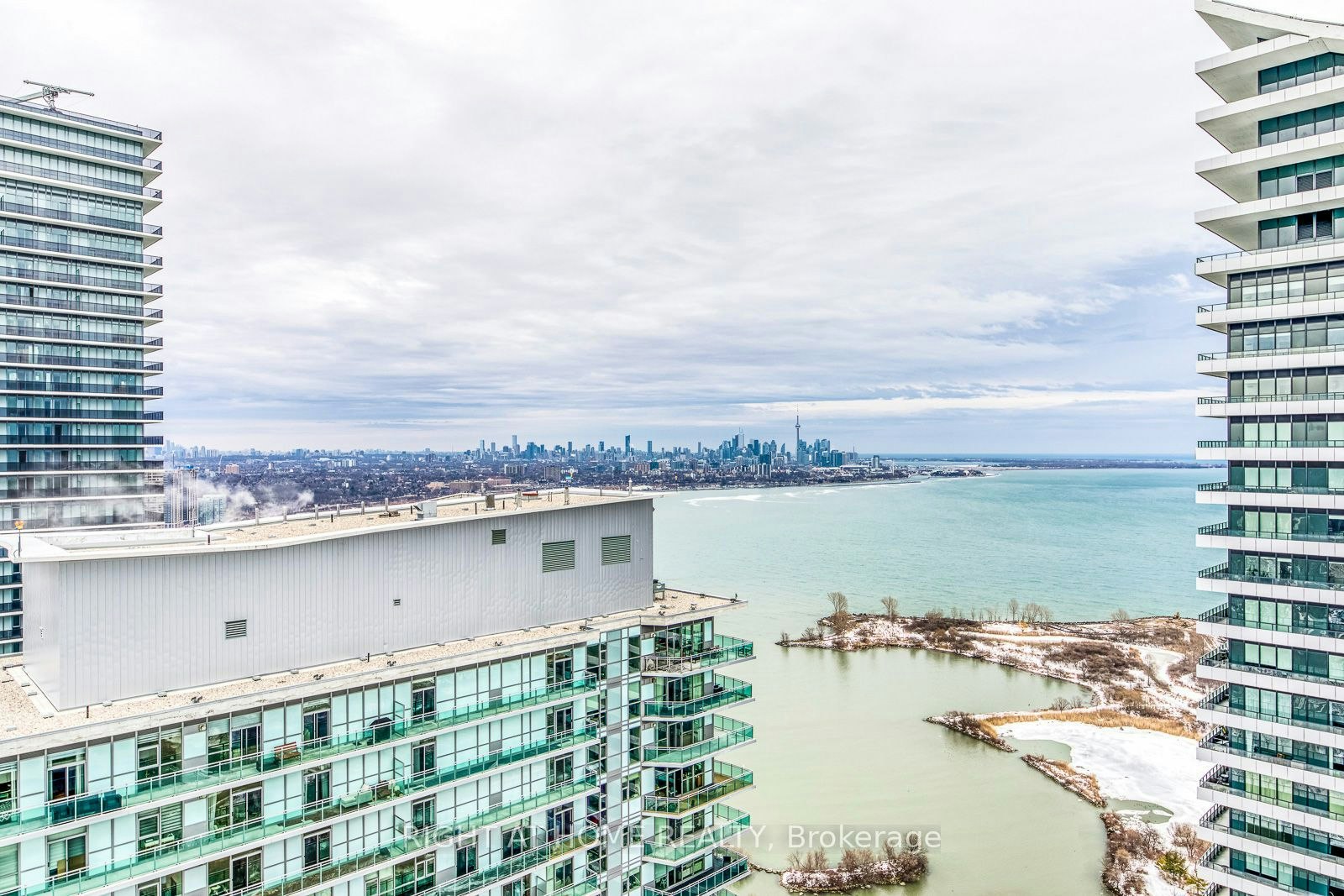 4611-30 Shore Breeze Drive, Toronto, ON, M8V 0J1 - 11