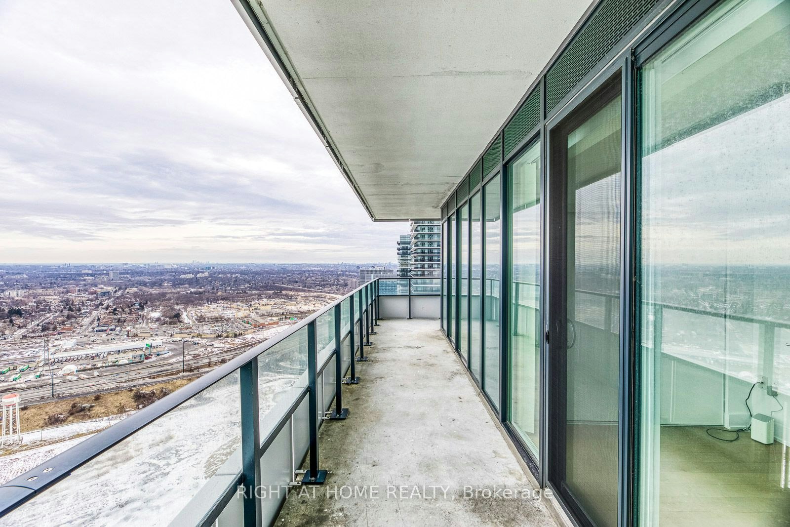 4611-30 Shore Breeze Drive, Toronto, ON, M8V 0J1 - 21