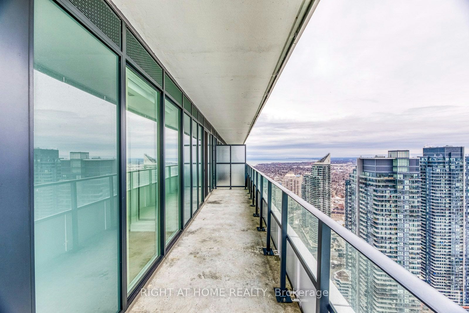 4611-30 Shore Breeze Drive, Toronto, ON, M8V 0J1 - 19