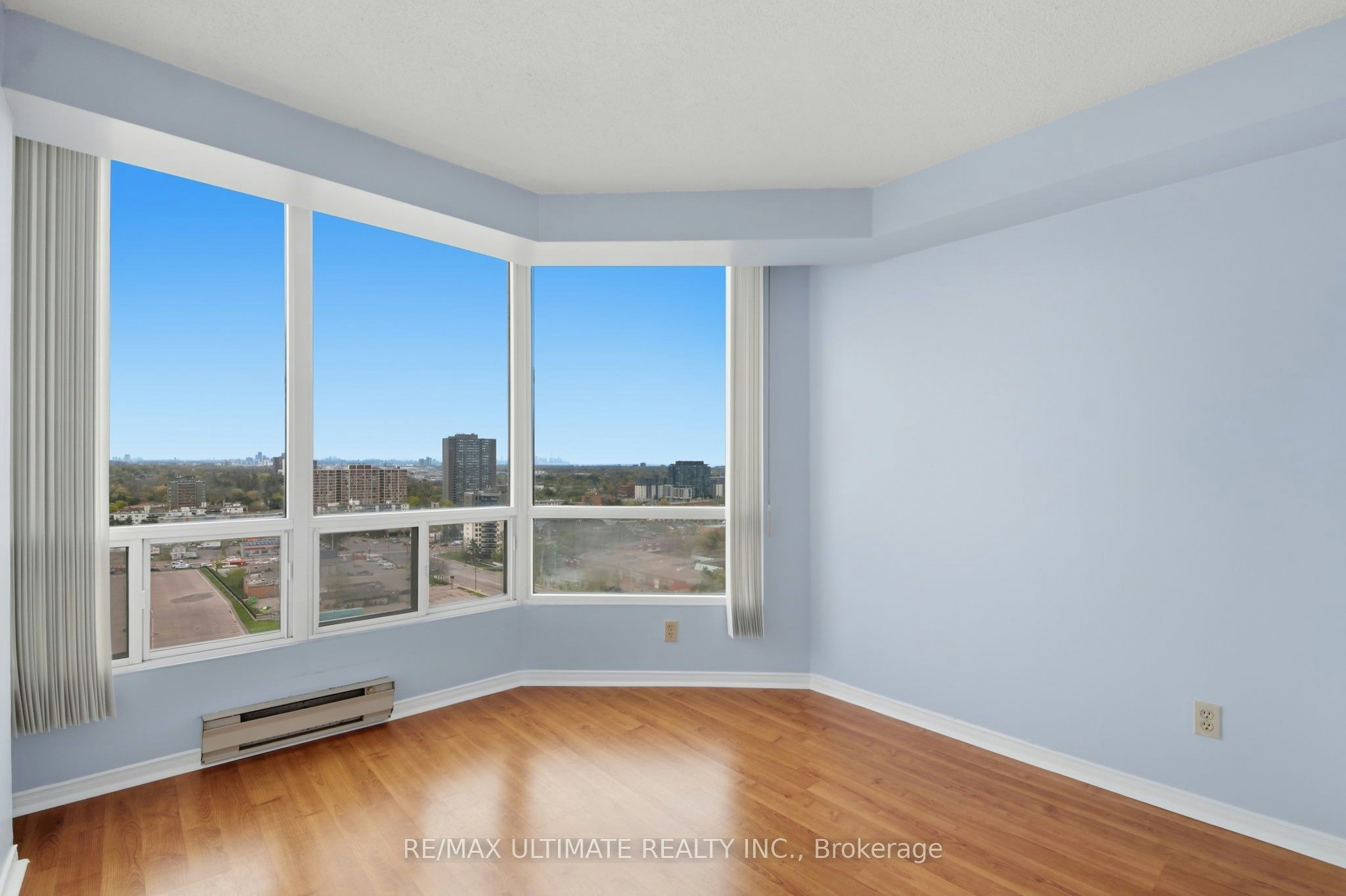 1614-115 Hillcrest Avenue, Mississauga, ON, L5B 3Y9