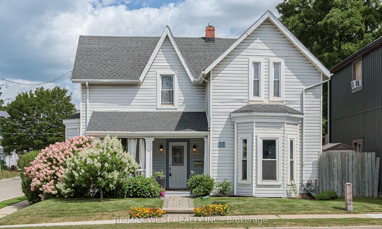 37 Main Street N