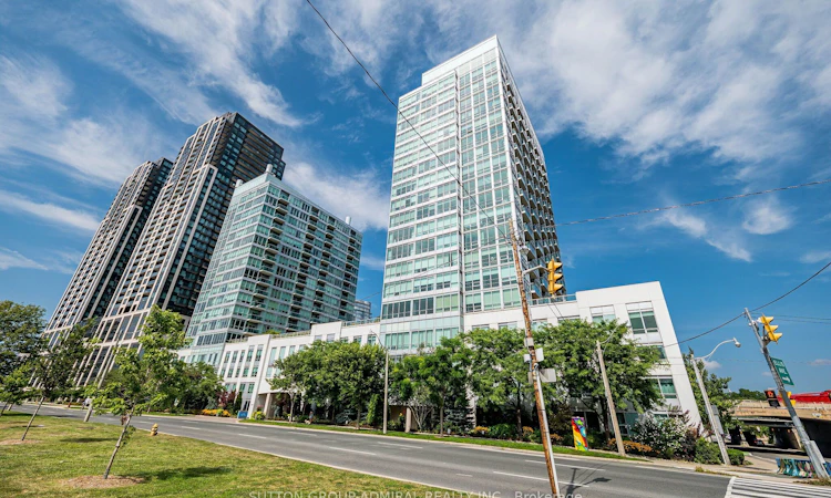 803-1900 Lake Shore Boulevard W