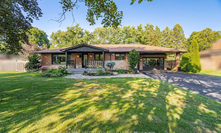 6 Maple Grove Road