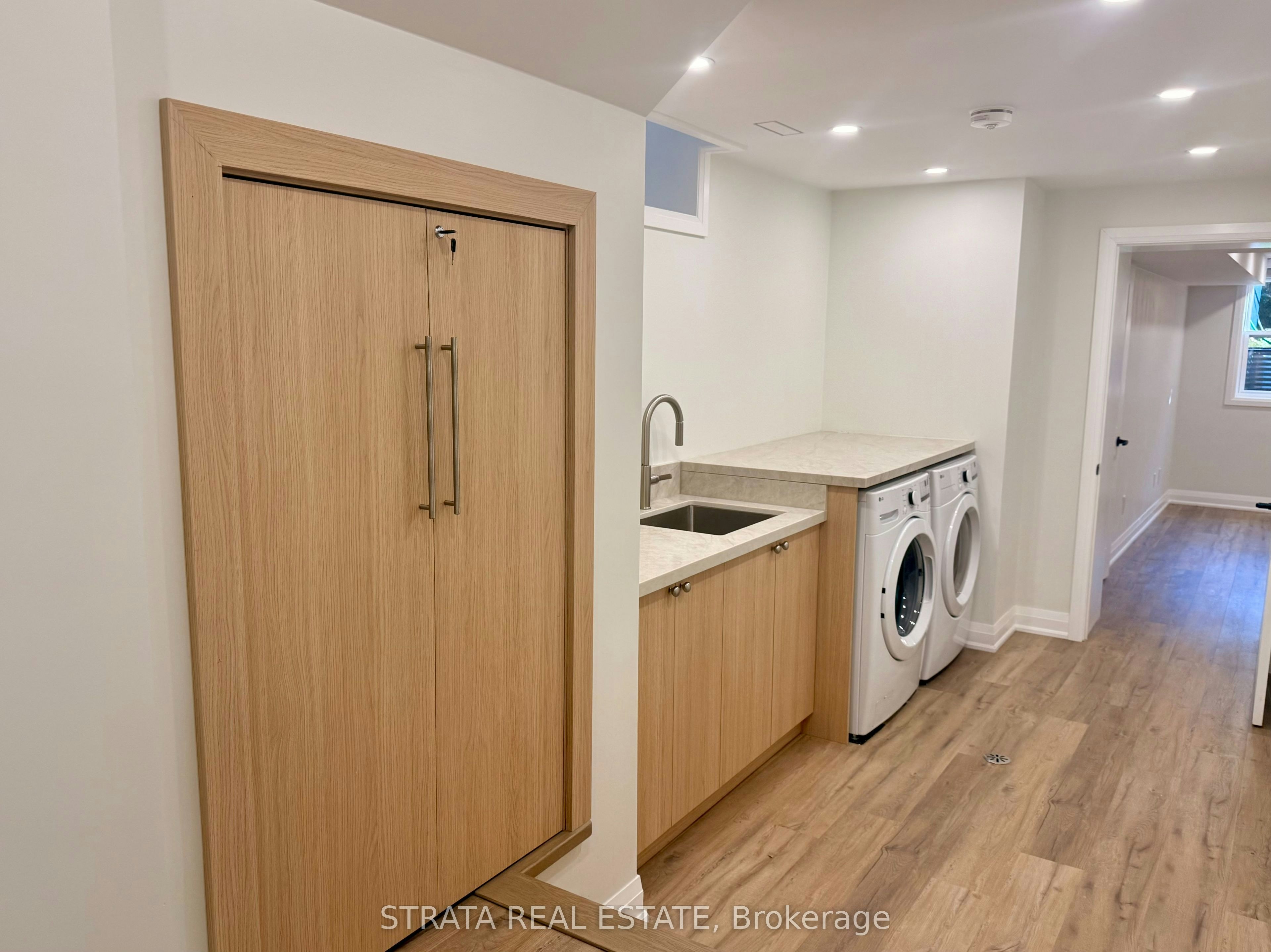 277 Kennedy Avenue, Toronto, ON, M6P 3C4 - 3