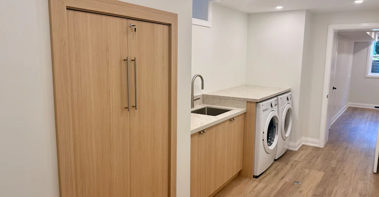 277 Kennedy Avenue, Toronto, ON, M6P 3C4 - 3