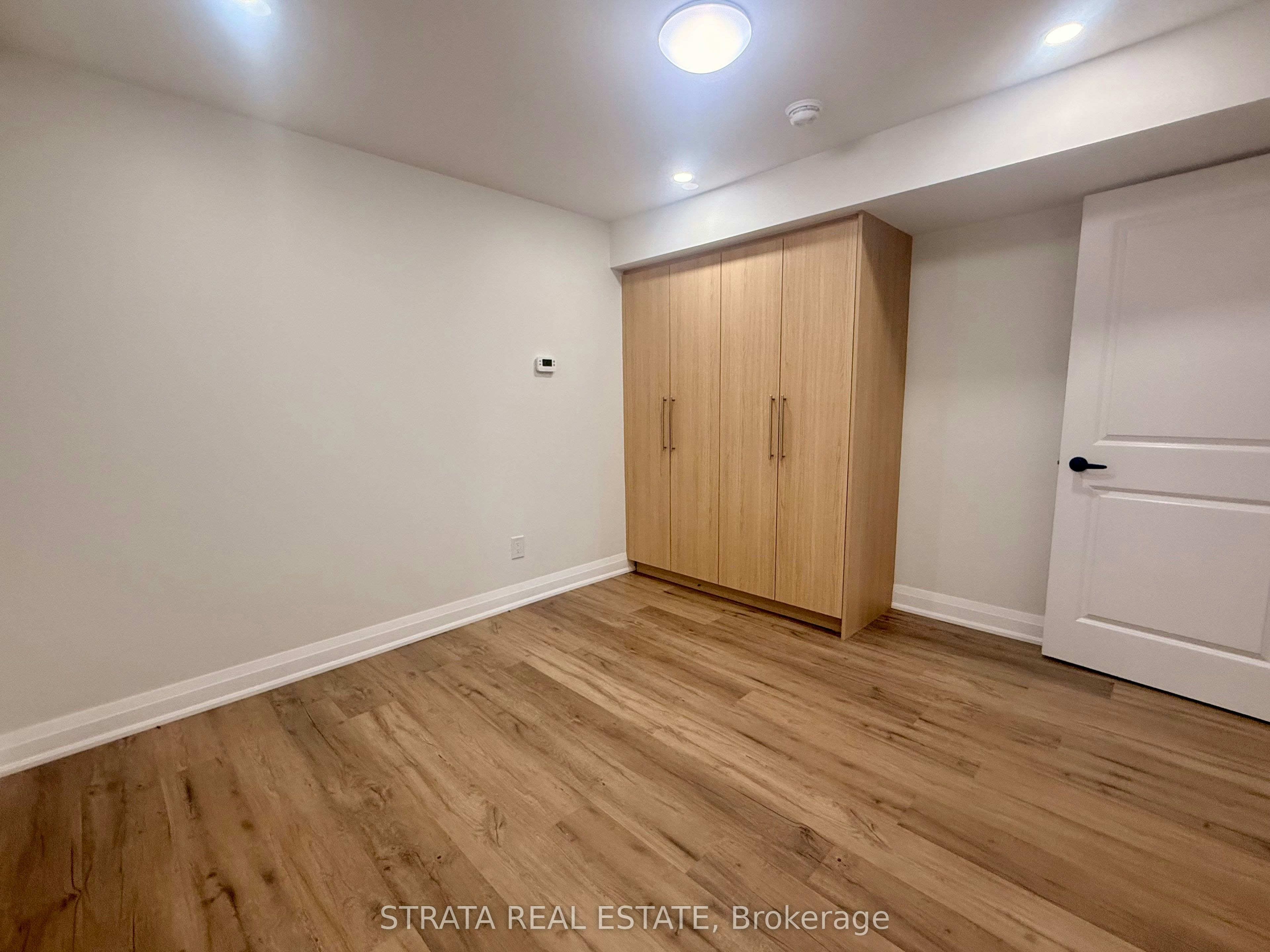 277 Kennedy Avenue, Toronto, ON, M6P 3C4 - 17