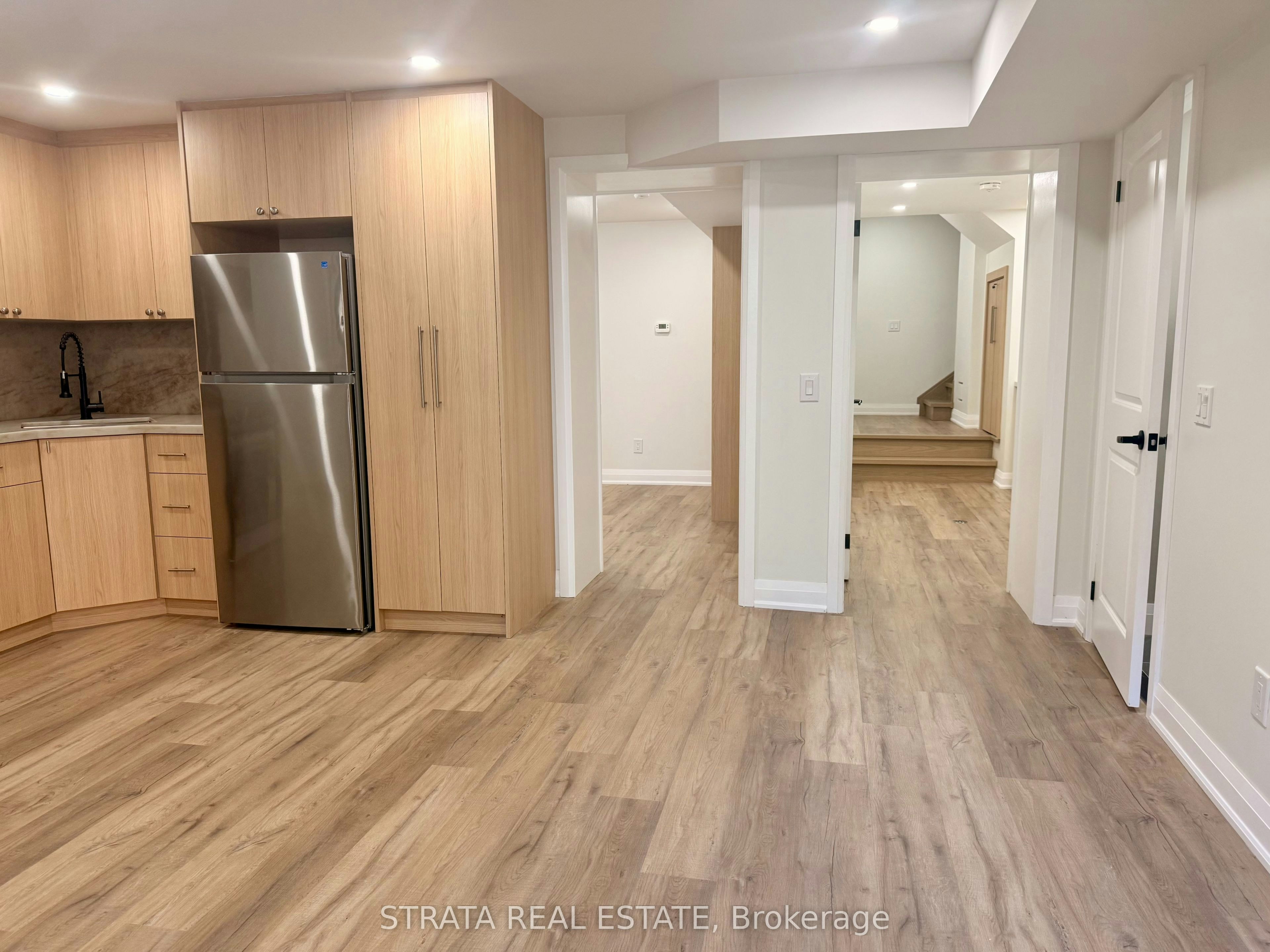 277 Kennedy Avenue, Toronto, ON, M6P 3C4 - 10