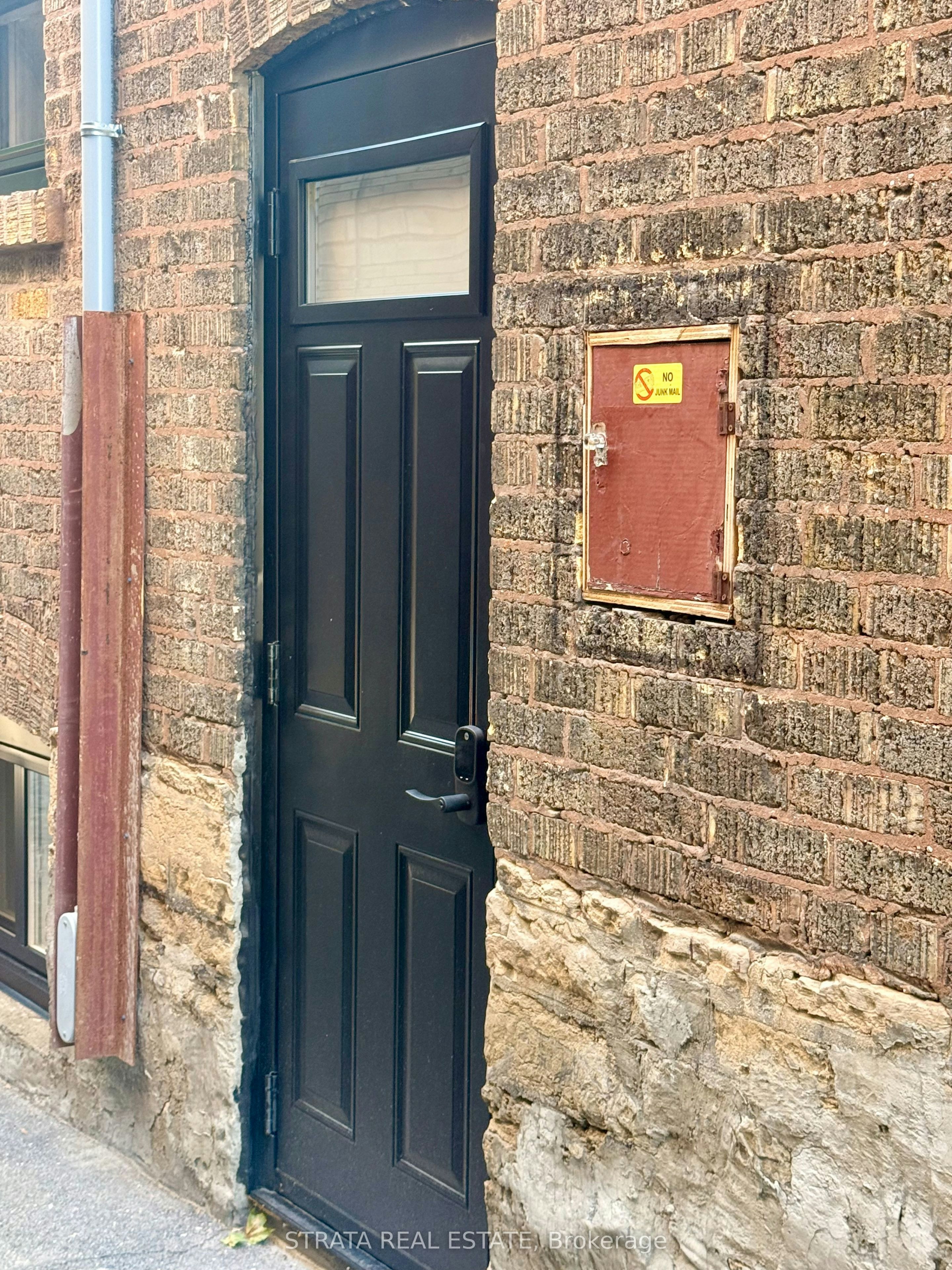 277 Kennedy Avenue, Toronto, ON, M6P 3C4 - 18