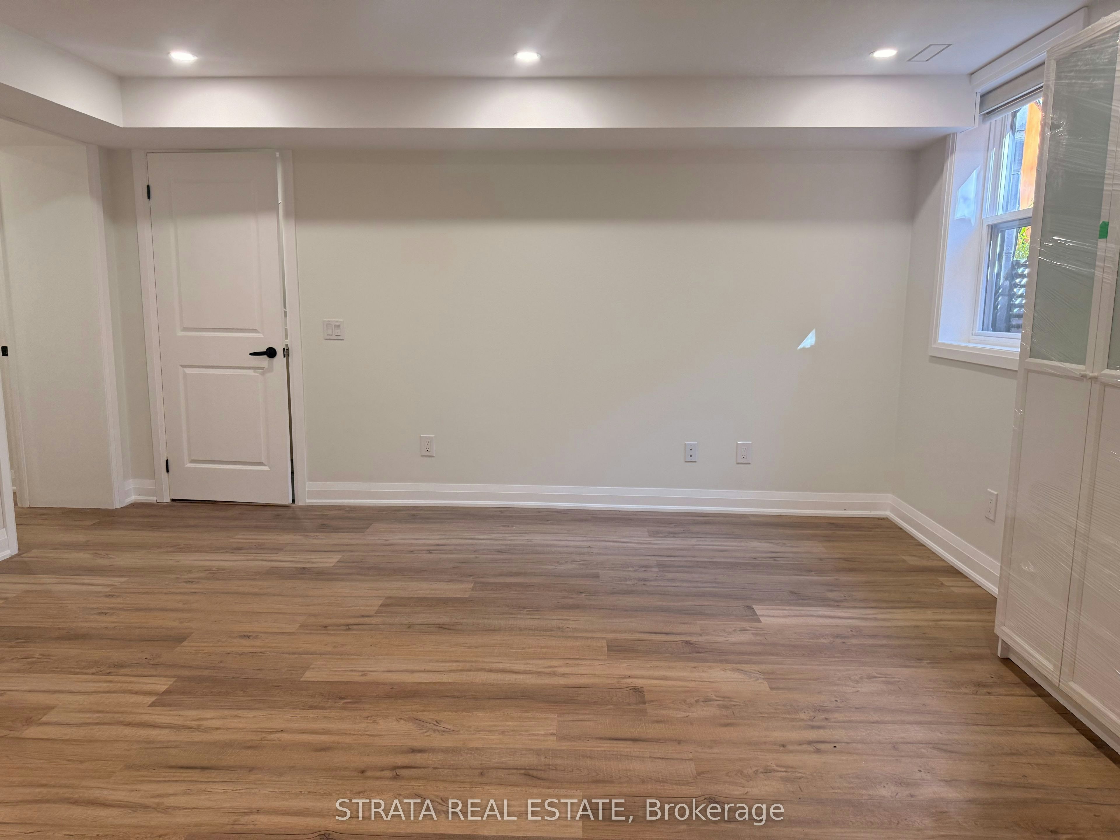 277 Kennedy Avenue, Toronto, ON, M6P 3C4 - 12