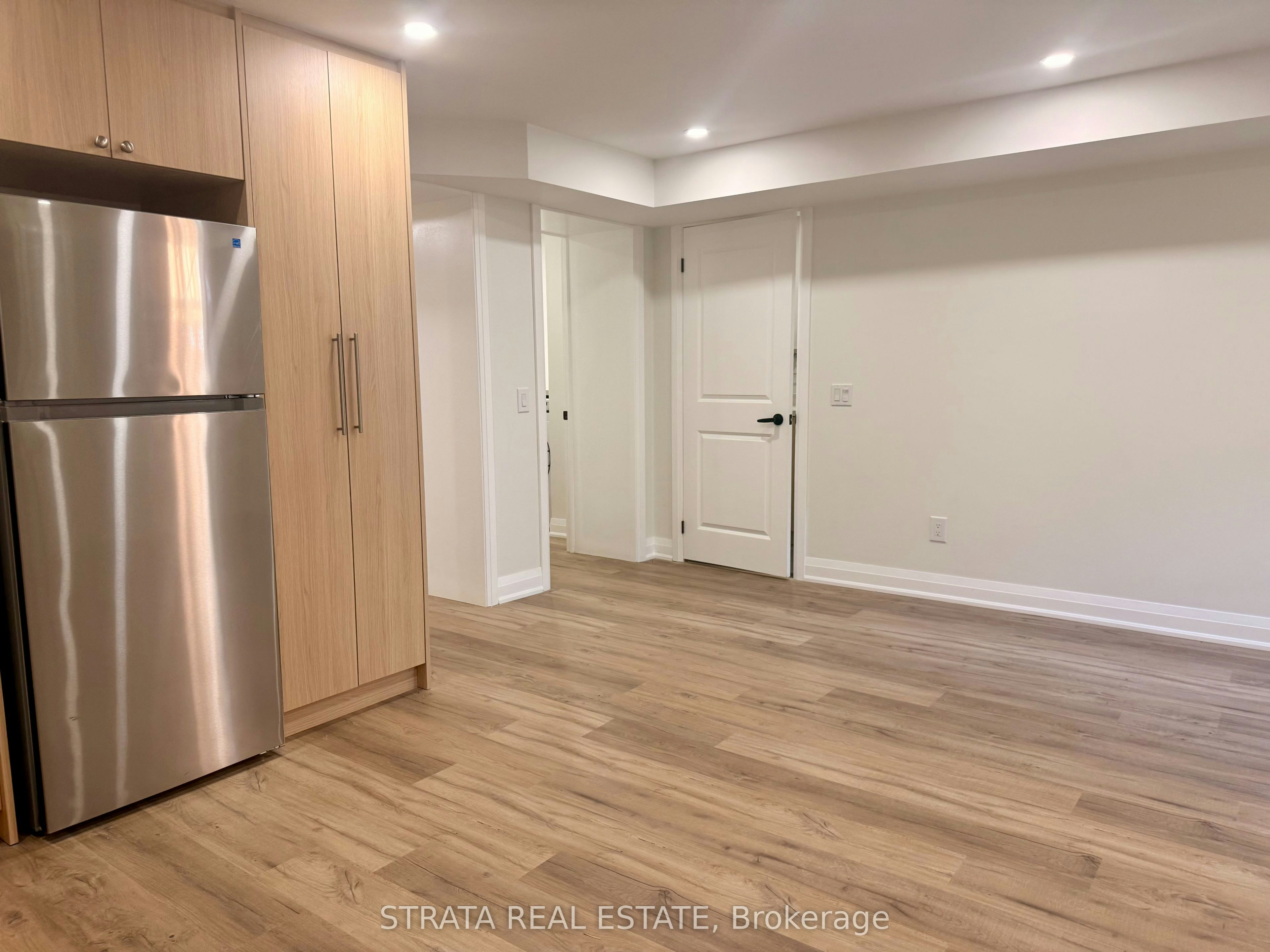 277 Kennedy Avenue, Toronto, ON, M6P 3C4 - 13
