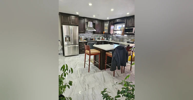 Upper-61 Hull Street, Mississauga, ON, L4T 1C9 - 11