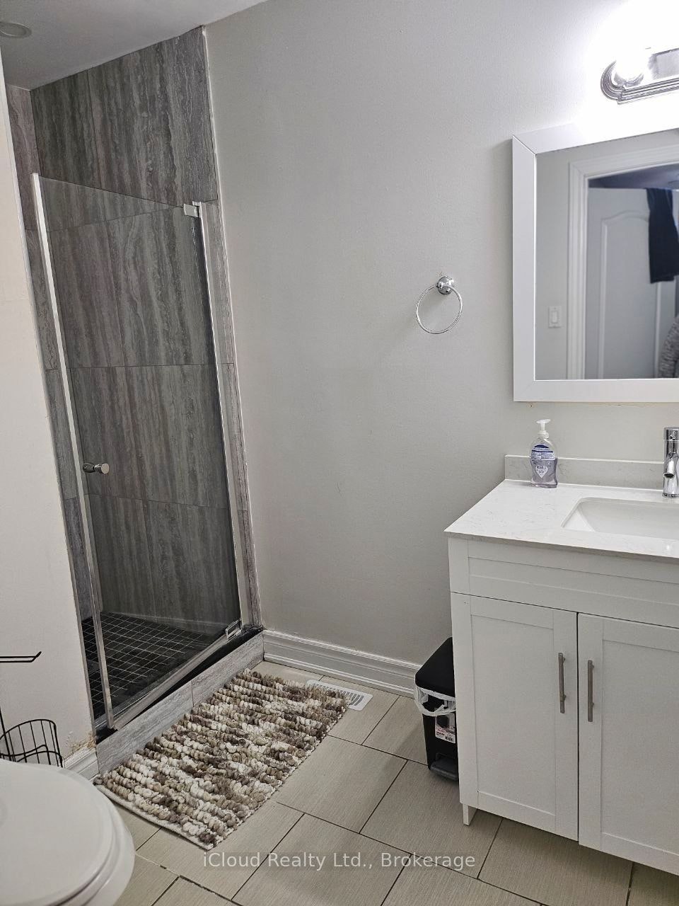Upper-61 Hull Street, Mississauga, ON, L4T 1C9 - 22