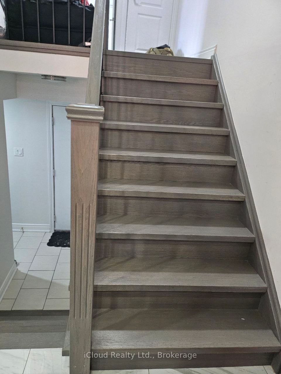 Upper-61 Hull Street, Mississauga, ON, L4T 1C9 - 12