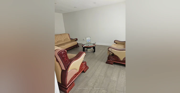 Upper-61 Hull Street, Mississauga, ON, L4T 1C9 - 5