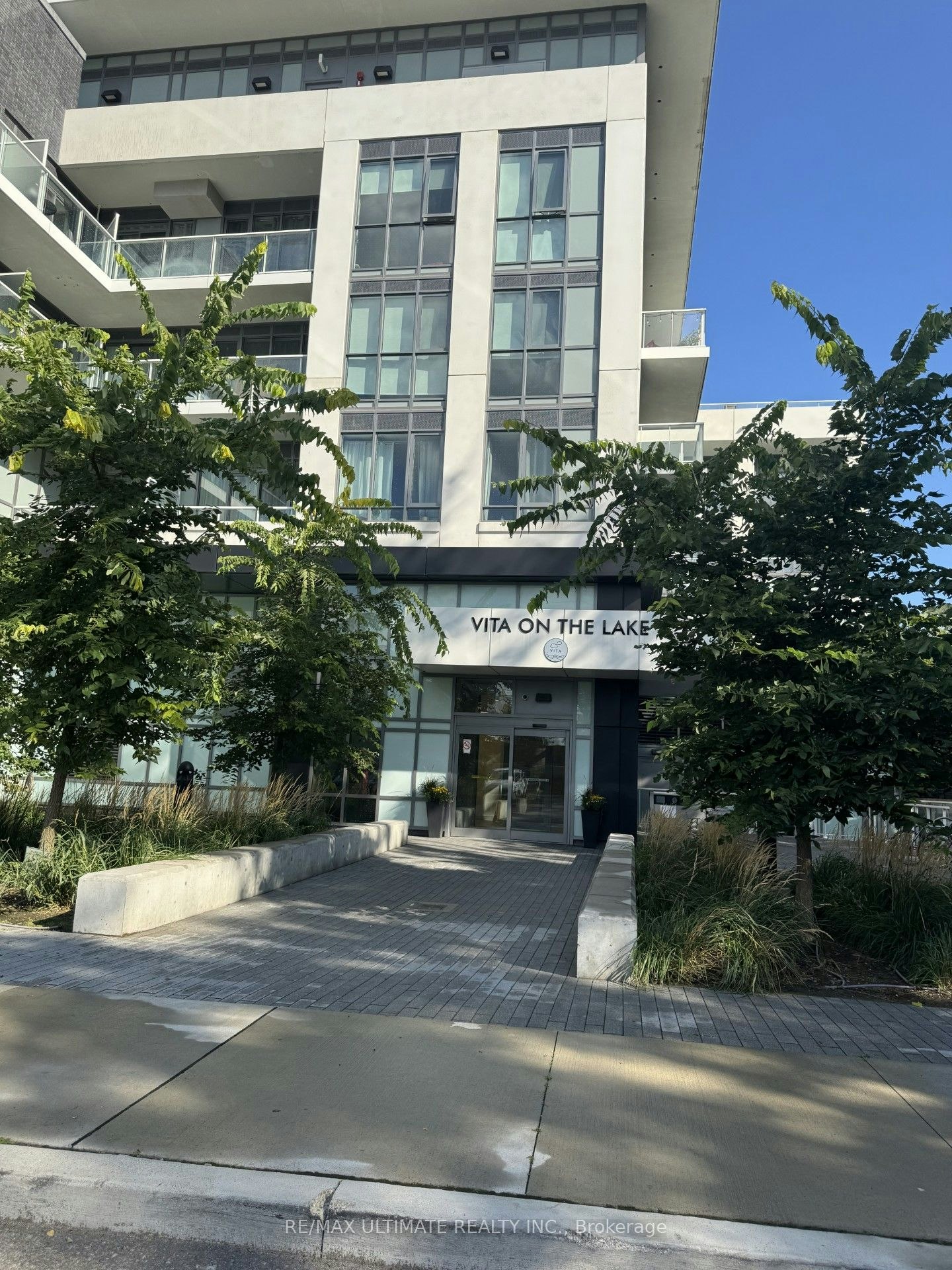 409-70 Annie Craige Drive, Toronto, ON, M8V 0G2 - 2