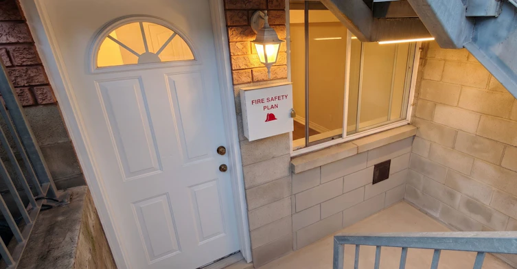 Lower-512 Concord Avenue, Toronto, ON, M6H 2P8 - 2