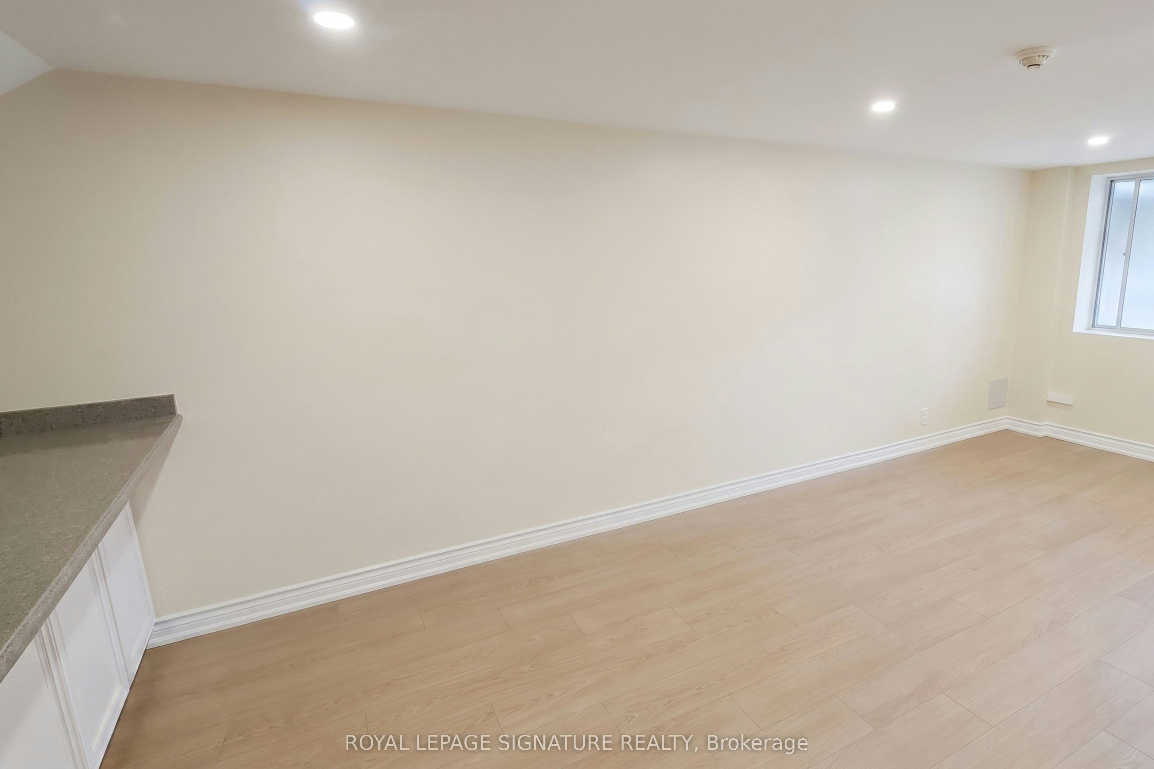 Lower-512 Concord Avenue, Toronto, ON, M6H 2P8 - 4