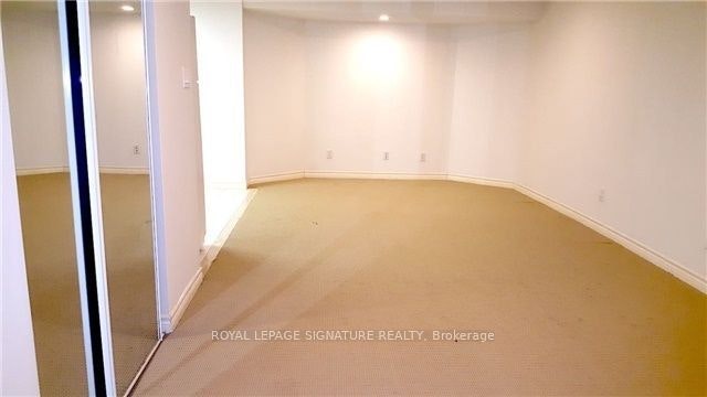5641 Watersfield Avenue, Mississauga, ON, L5M 7E9 - 16