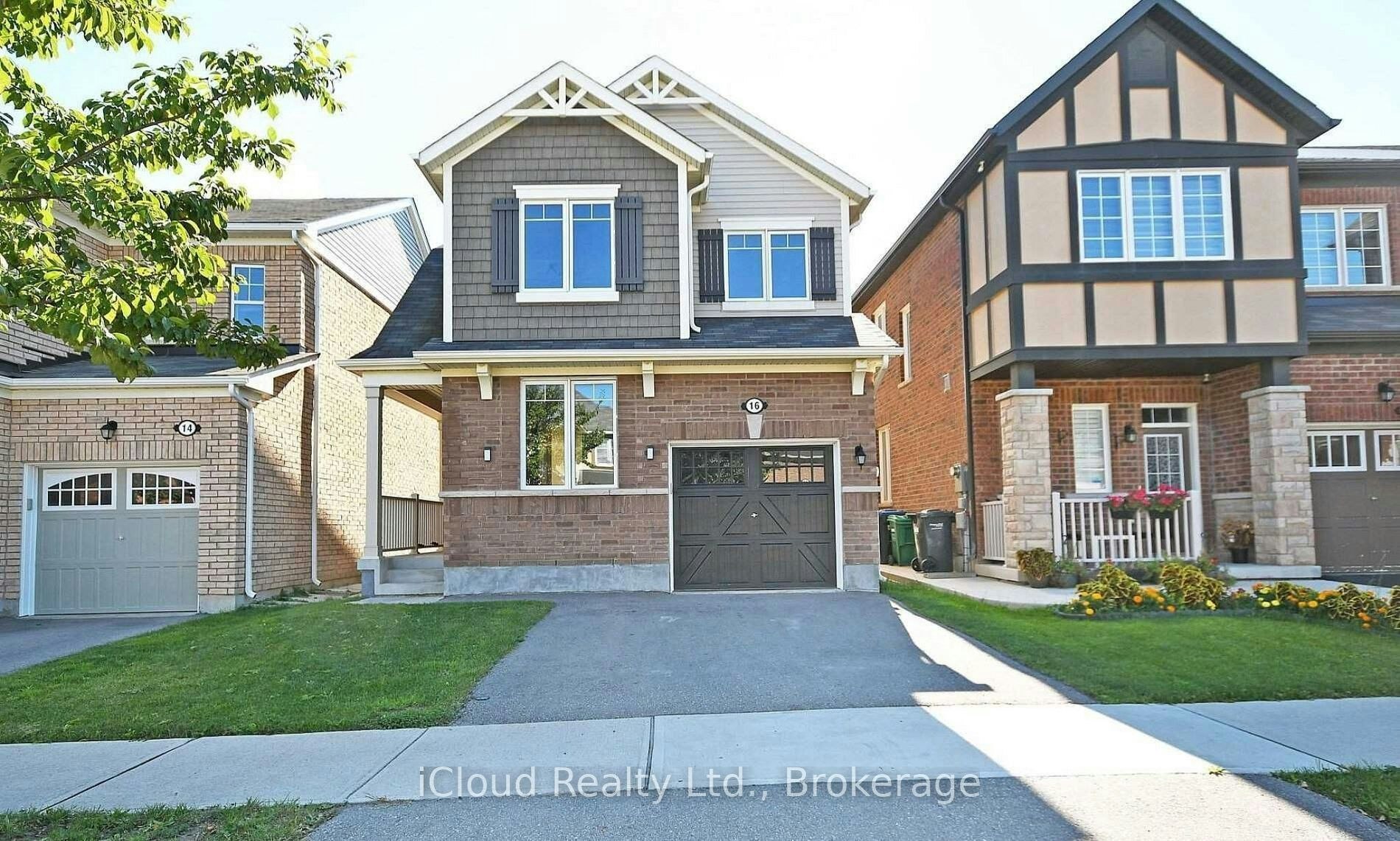 Upper-16 Stedford Crescent, Brampton, ON, L7A 4P5